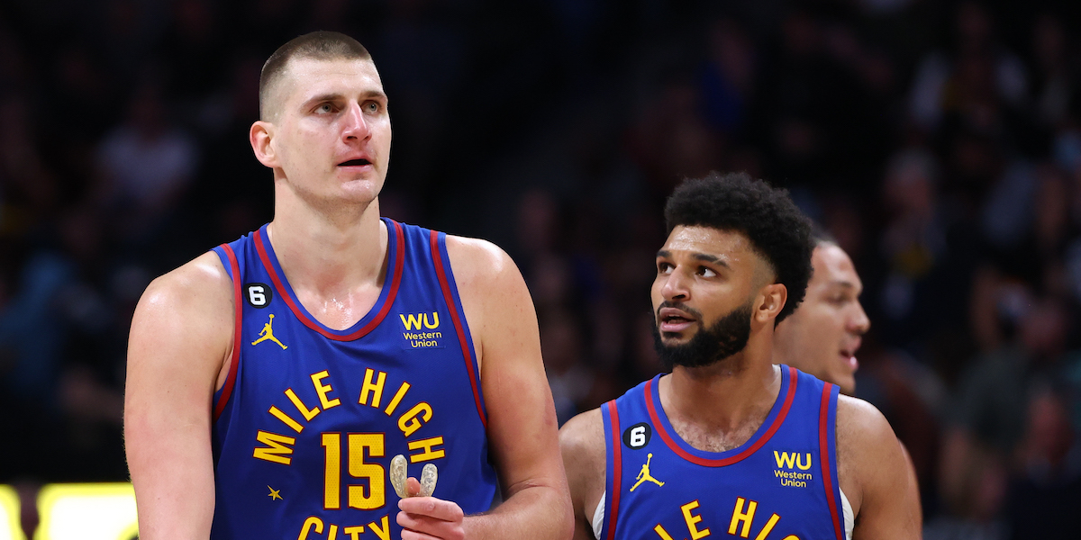 Nikola Jokic e Jamal Murray (Justin Tafoya/Getty Images)