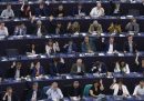 Il Parlamento Europeo ha approvato un'attesa legge per regolare i software di intelligenza artificiale a livello comunitario