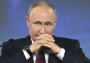Putin dice che sta mandando armi nucleari “tattiche” in Bielorussia