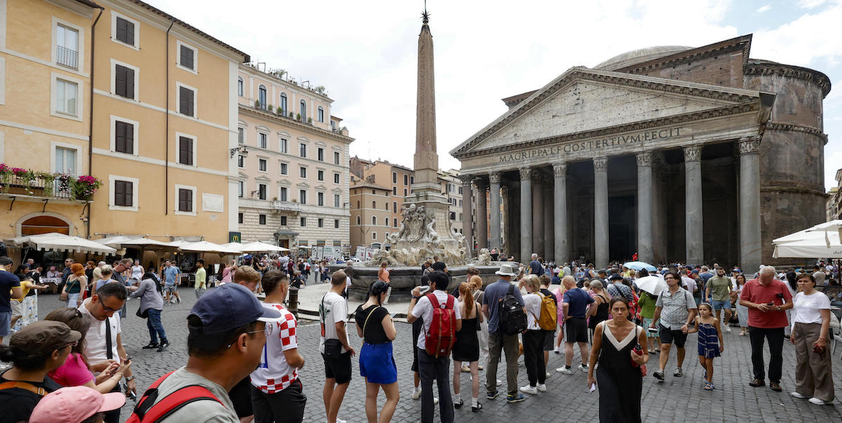 Da oggi a Roma i turisti dovranno pagare 5 euro per visitare il Pantheon