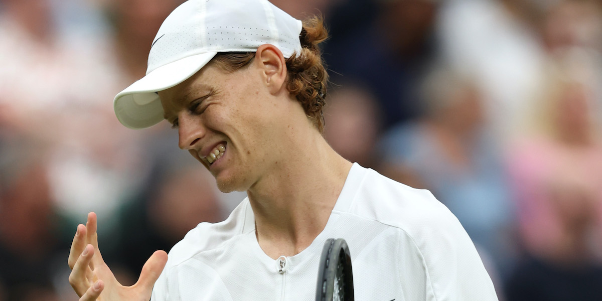 Jannik Sinner è stato battuto da Novak Djokovic nella semifinale del torneo di Wimbledon