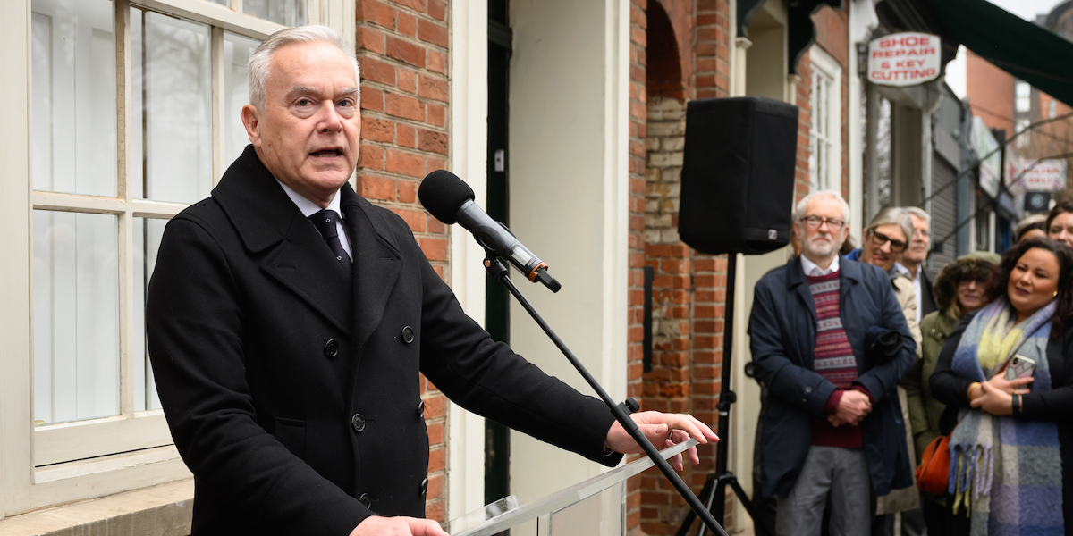 Huw Edwards in un appuntamento pubblico a febbraio (Photo by Leon Neal/Getty Images)