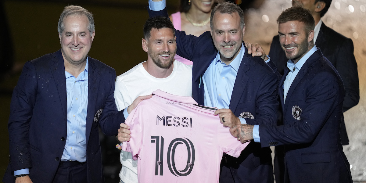Jorge Mas, Lionel Messi, Jose Mas e David Beckham (AP Photo/Rebecca Blackwell)