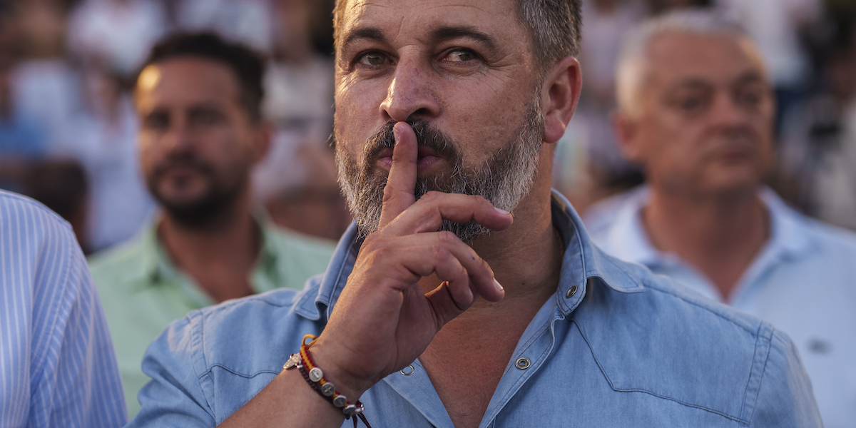 Santiago Abascal, leader del partito di estrema destra spagnolo Vox (AP Photo/Manu Fernandez)