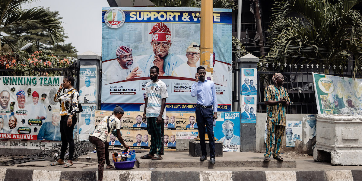 Manifesti elettorali per le elezioni in Nigeria di febbraio 2023 (Benson Ibeabuchi/Getty Images)
