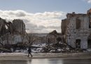 L'Ucraina ha ordinato l'evacuazione di circa 12mila civili nel nord-est del paese a causa dei continui bombardamenti russi