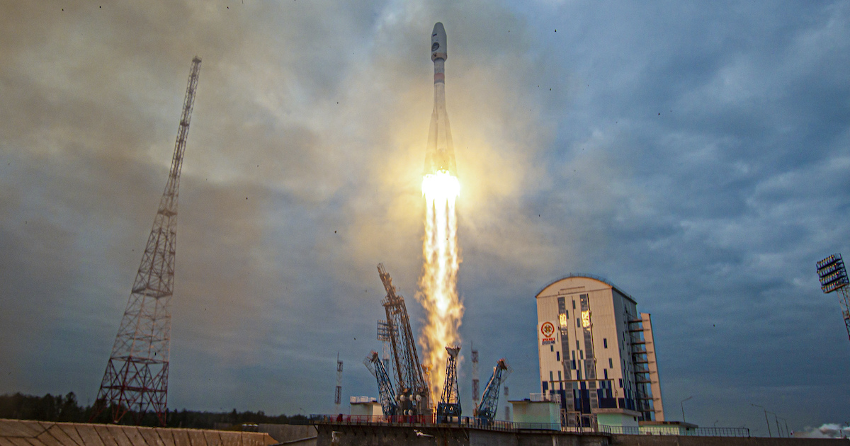 La partenza della missione Luna-25 (Roscosmos State Space Corporation via AP)