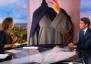 Nelle scuole francesi le donne non potranno più indossare l'abaya