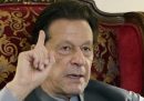 Un tribunale del Pakistan ha sospeso la condanna a tre anni di carcere per l'ex primo ministro Imran Khan