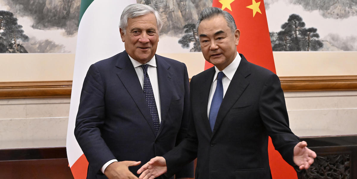 Il ministro degli Esteri Antonio Tajani durante un incontro con il ministro degli Esteri cinese Wang Yi
(ANSA/ALESSANDRO DI MEO)