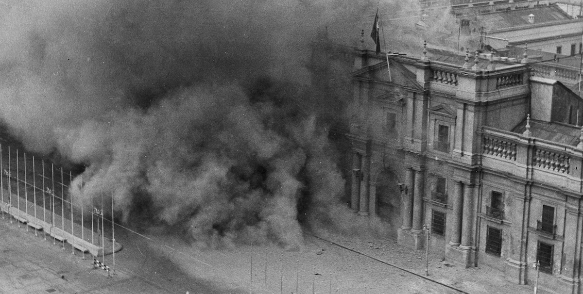 La Moneda, Santiago del Cile, 11 settembre 1973 (AP Photo, File)