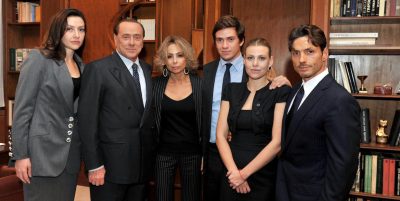 I figli di Berlusconi hanno ufficialmente accettato il testamento, prendendo il controllo di patrimonio e società