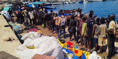 Il collasso del sistema di accoglienza a Lampedusa