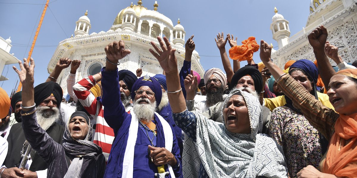 Sostenitori del Waris Punjab De, gruppo politico separatista sikh (AP Photo/Prabhjot Gill, File)