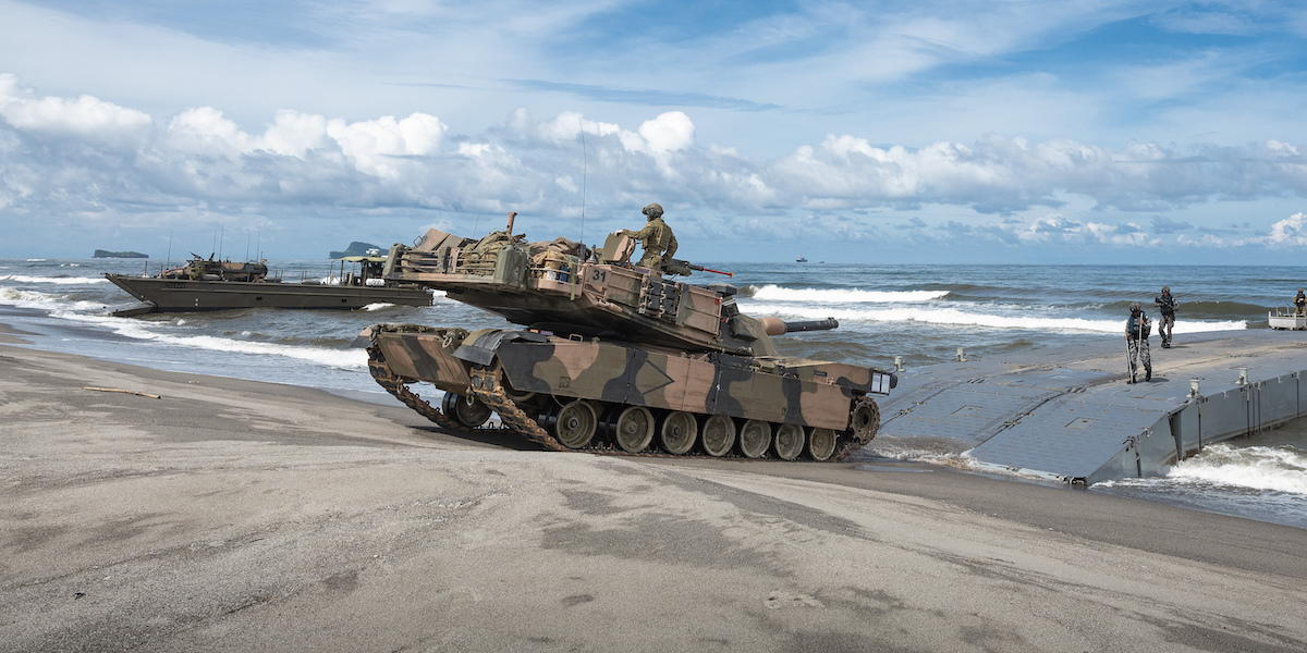 L’Ucraina ha ricevuto i primi carri armati Abrams dagli Stati Uniti