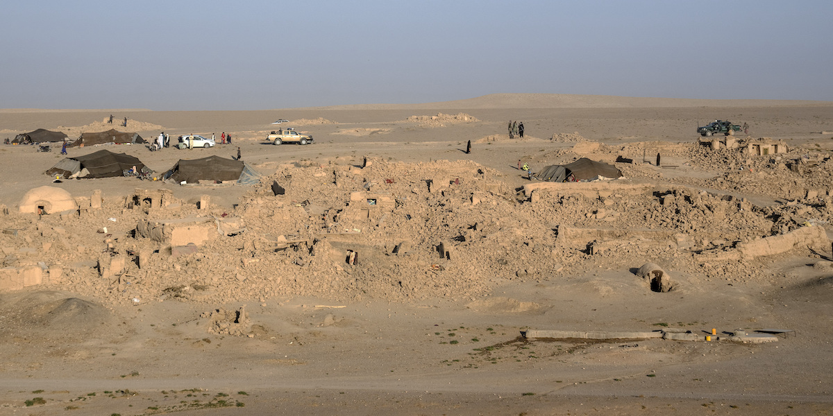 Il villaggio di Chahak, nella provincia di Herat, distrutto dai terremoti, l'11 ottobre 2023 (AP Photo/Ebrahim Noroozi)