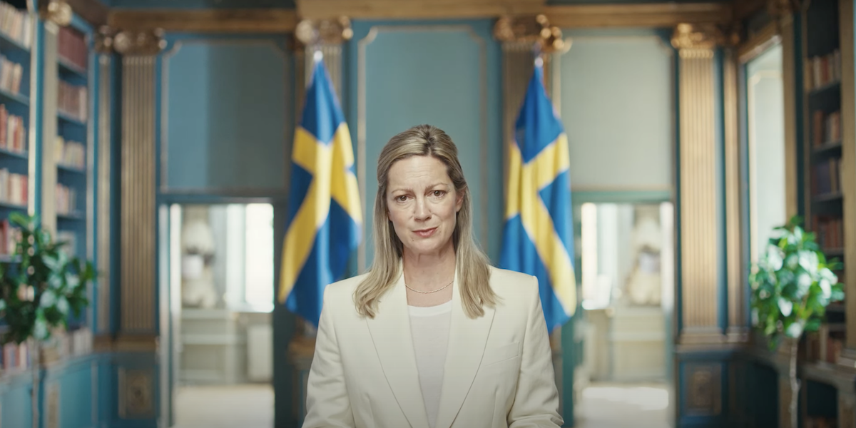 Un fotogramma del video della campagna "Sweden
(not Switzerland)" (@VisitSwedenOfficial / YouTube)