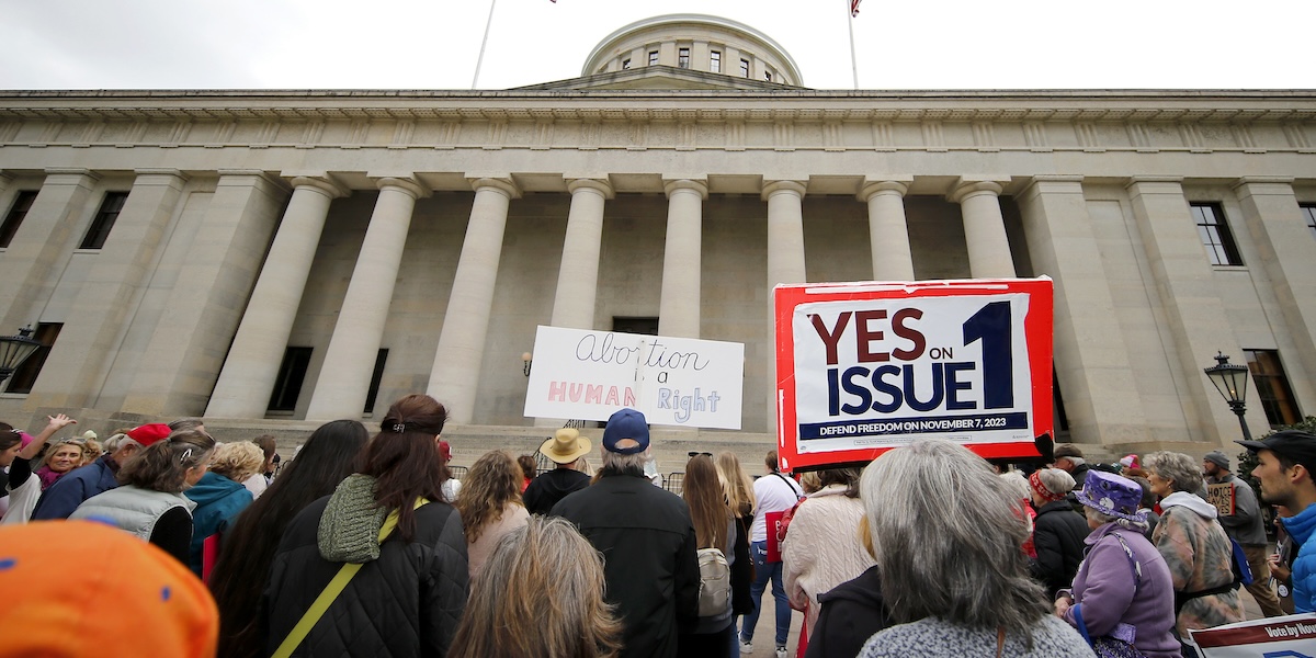 Attivisti pro diritto all'aborto in Ohio (AP Photo/Joe Maiorana, File)