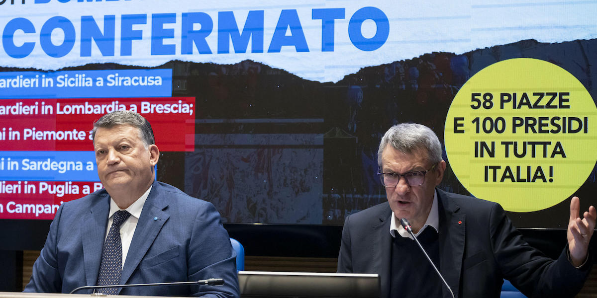 Il segretario della UIL Pierpaolo Bombardieri e il segretario della CGIL Maurizio Landini durante la conferenza stampa a Roma
(ANSA/MASSIMO PERCOSSI)
