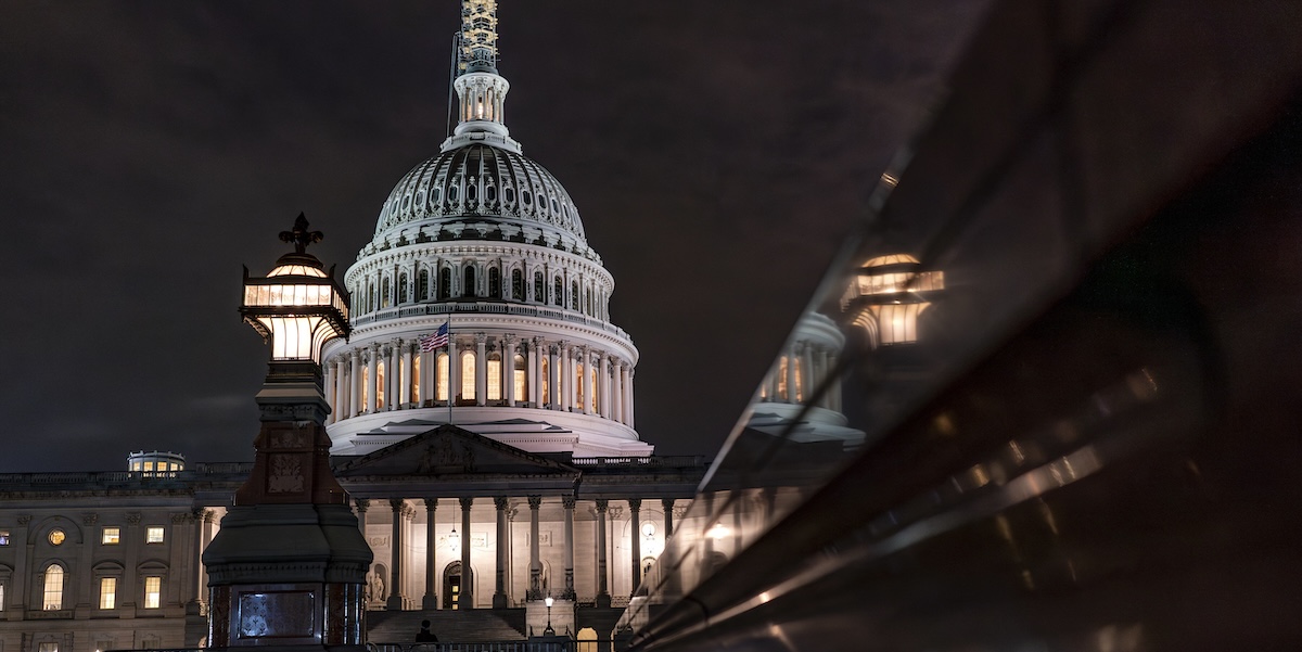 Anche il Senato degli Stati Uniti ha approvato il piano provvisorio per evitare lo “shutdown”