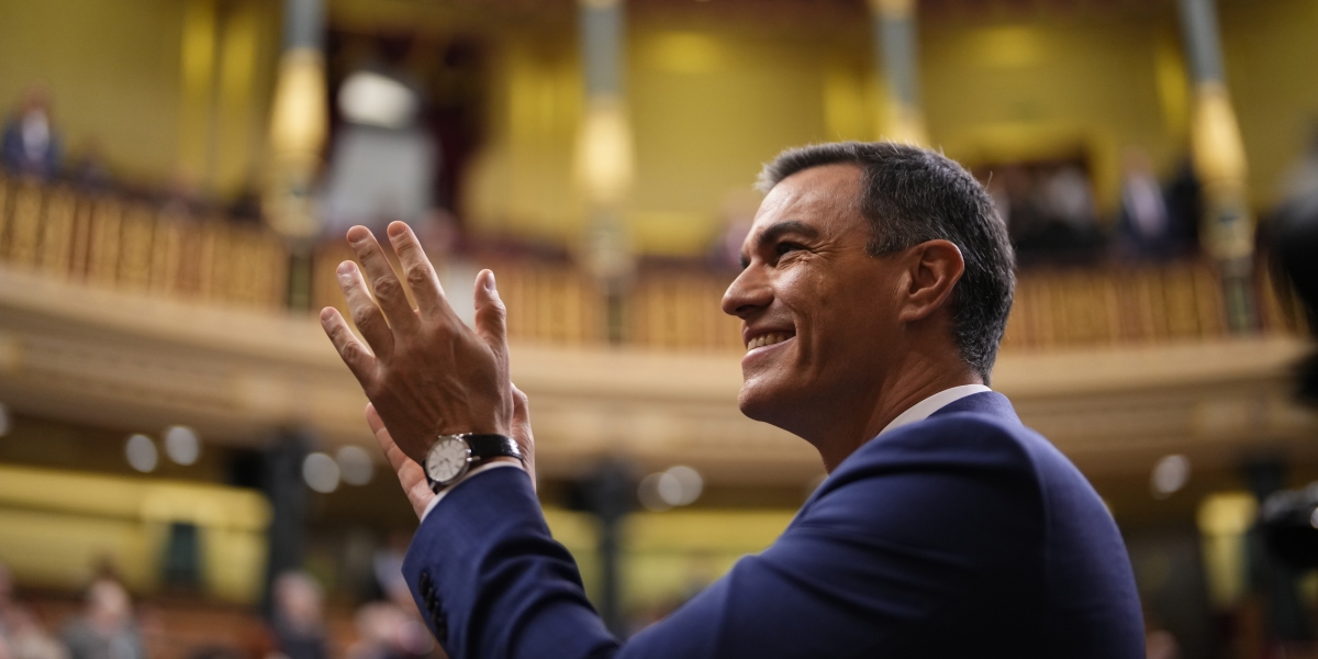 Pedro Sánchez è di nuovo primo ministro della Spagna