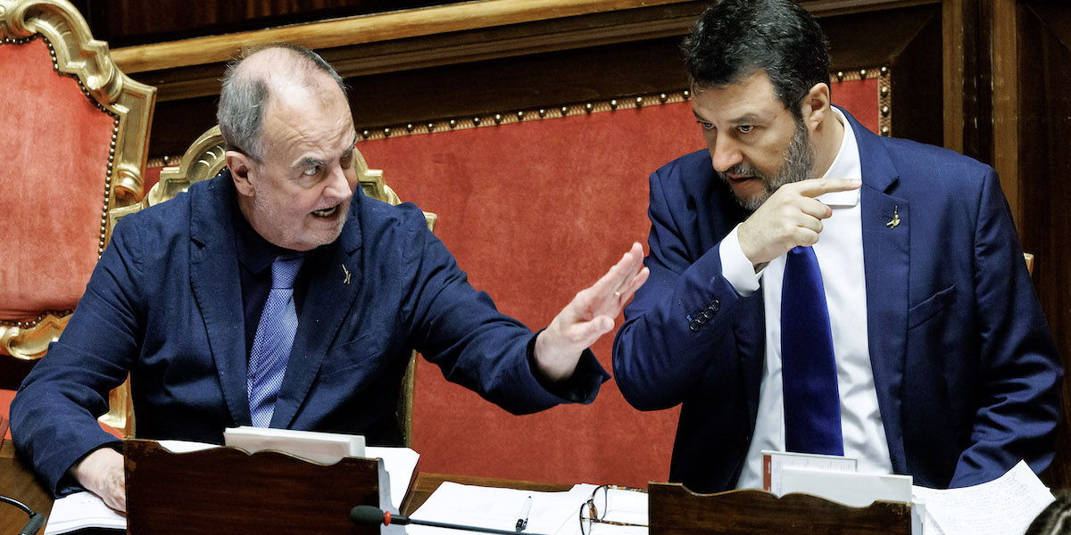 I ministri leghisti Salvini e Calderoli al Senato, il 24 maggio scorso (Roberto Monaldo/LaPresse)
