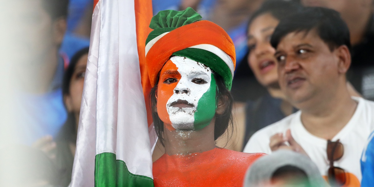 Un tifoso indiano sugli spalti durante India-Pakistan dello scorso 14 ottobre (Pankaj Nangia/Getty Images)