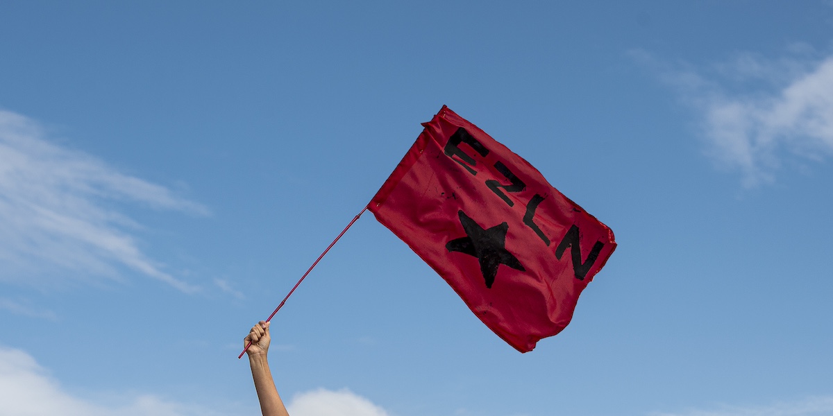Una bandiera con il simbolo dell'Esercito zapatista di liberazione nazionale (Octavio Passos / Getty Images)