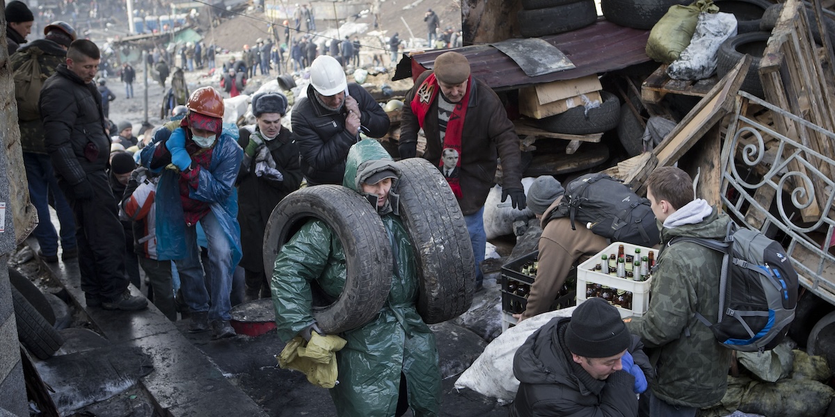 I presidi fissi in piazza dell'Indipendenza, a Kiev (AP Photo/Darko Bandic, file)