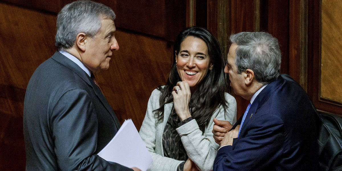 Tajani con Ronzulli e Gasparri al Senato, il 25 maggio 2023 (Roberto Monaldo/LaPresse)