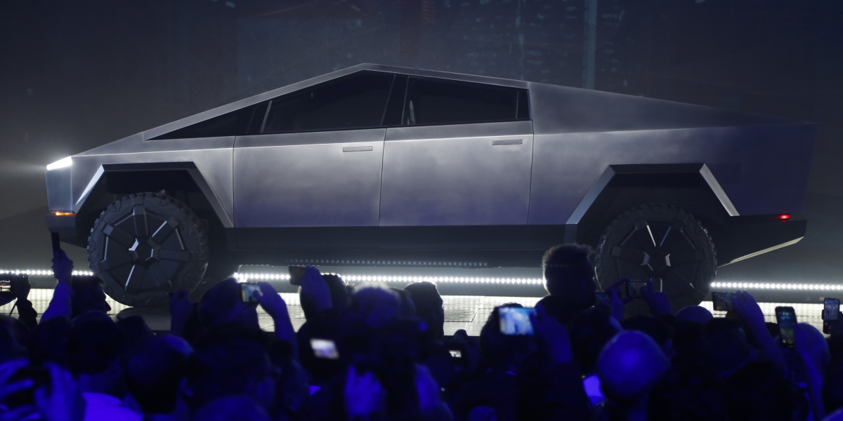 Tesla ha annunciato il prezzo del Cybertruck, il suo modello di pickup presentato nel 2019