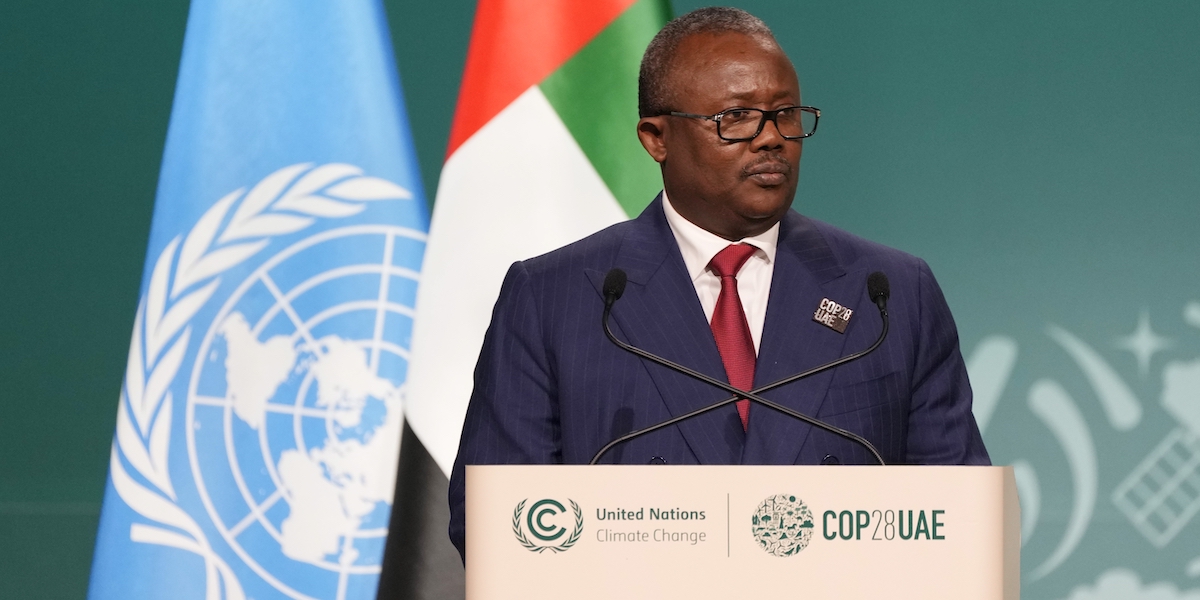 Il presidente della Guinea-Bissau Umaro Sissoko Embaló alla COP28 di Dubai, il primo dicembre 2023 (AP Photo/Peter Dejong)