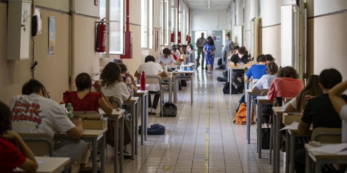 Gli studenti italiani vanno peggio in matematica Gli studenti italiani vanno peggio in matematica