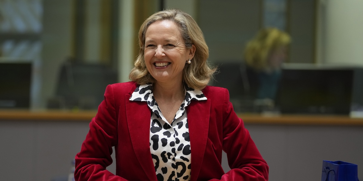 La ministra dell’Economia spagnola Nadia Calviño sarà la prossima presidente della Banca europea degli investimenti