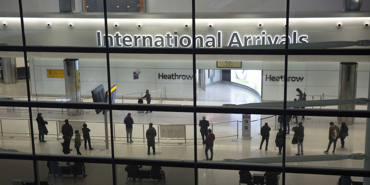 L'area arrivi dell'aeroporto di Heathrow