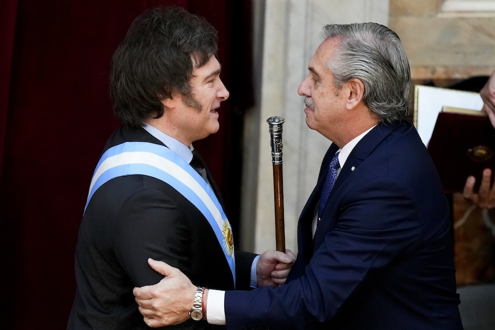 Milei si è insediato alla presidenza dell’Argentina - Il Post
