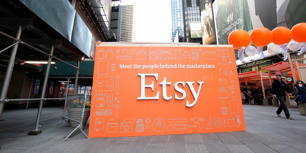 La piattaforma per la vendita online Etsy licenzierà circa 225 lavoratori, l’11 per cento dei suoi dipendenti