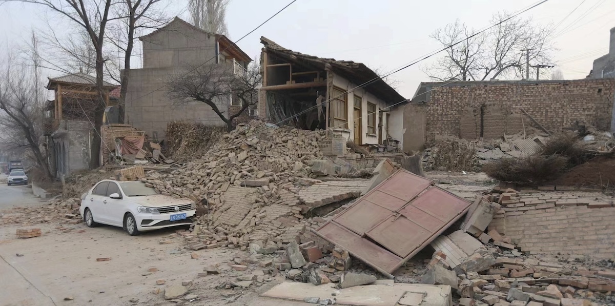 I danni del terremoto nella città di Dahejiazhen, nella provincia del Gansu (Chinatopix via AP, File)