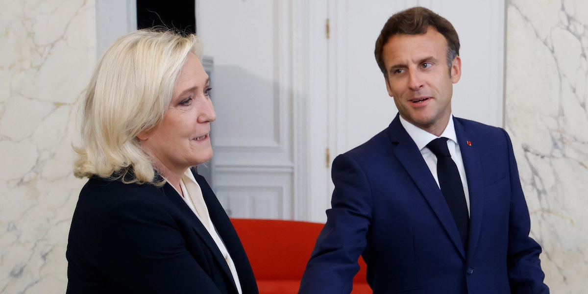 Emmanuel Macron e Marine Le Pen nel 2022 (EPA/LUDOVIC MARIN / POOL MAXPPP OUT)