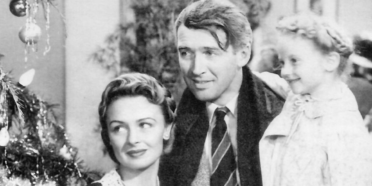 James Stewart, Donna Reed e la piccola Karolyn Grimes in La vita è meravigliosa di Frank Capra, 1946