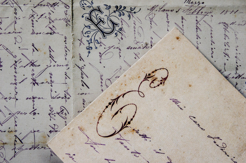 Particolare della grafia su una delle lettere della contessa Emilia
