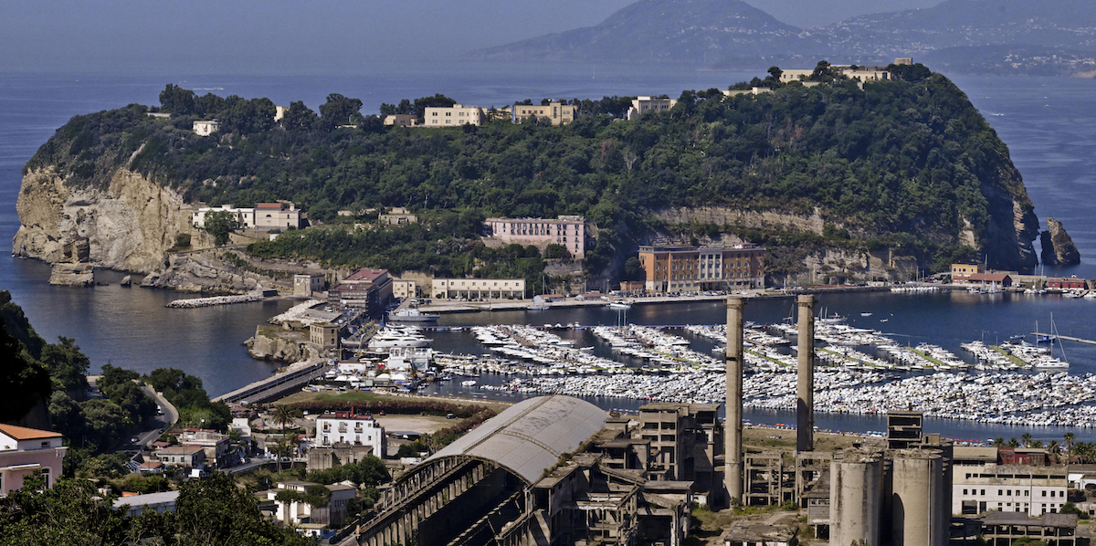 Visita sull'isolotto di Nisida a Napoli che ospita un carcere minorile (non quello di cui si parla nell'articolo), 15 novembre 2023. (ANSA/CIRO FUSCO)