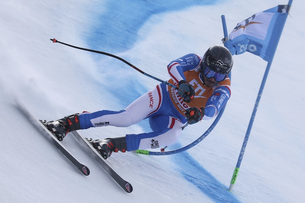Lo sciatore francese Cyprien Sarrazin, che giovedì ha vinto la discesa di Bormio, durante la gara di Super G (AP Photo/ Marco Trovati)