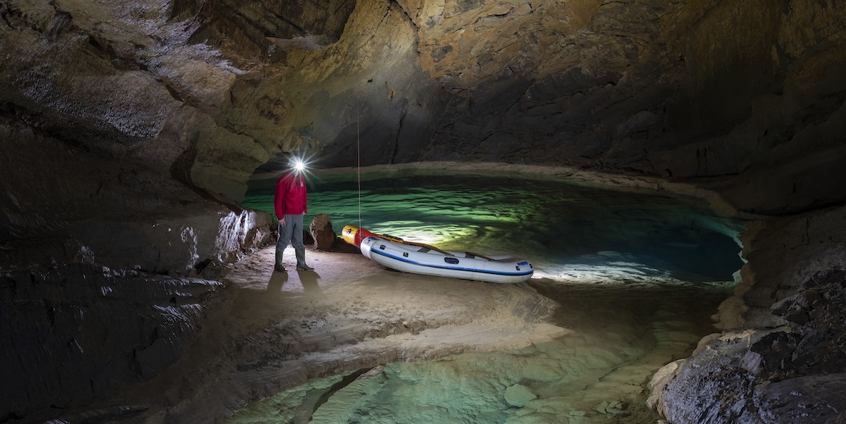 La grotta Krizna Jama, in Slovenia (Sergio Pitamitz/VW Pics via ZUMA Press Wire)