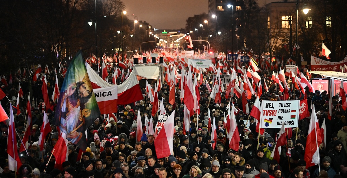 Huge demonstration in Poland against the government of Donald Tusk