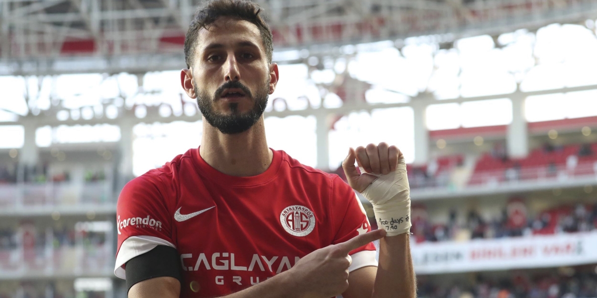 Un calciatore israeliano è indagato in Turchia per incitamento all’odio per aver mostrato un messaggio in sostegno di Israele