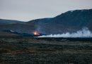 Dove l'eruzione è ancora in corso, fuori Grindavík