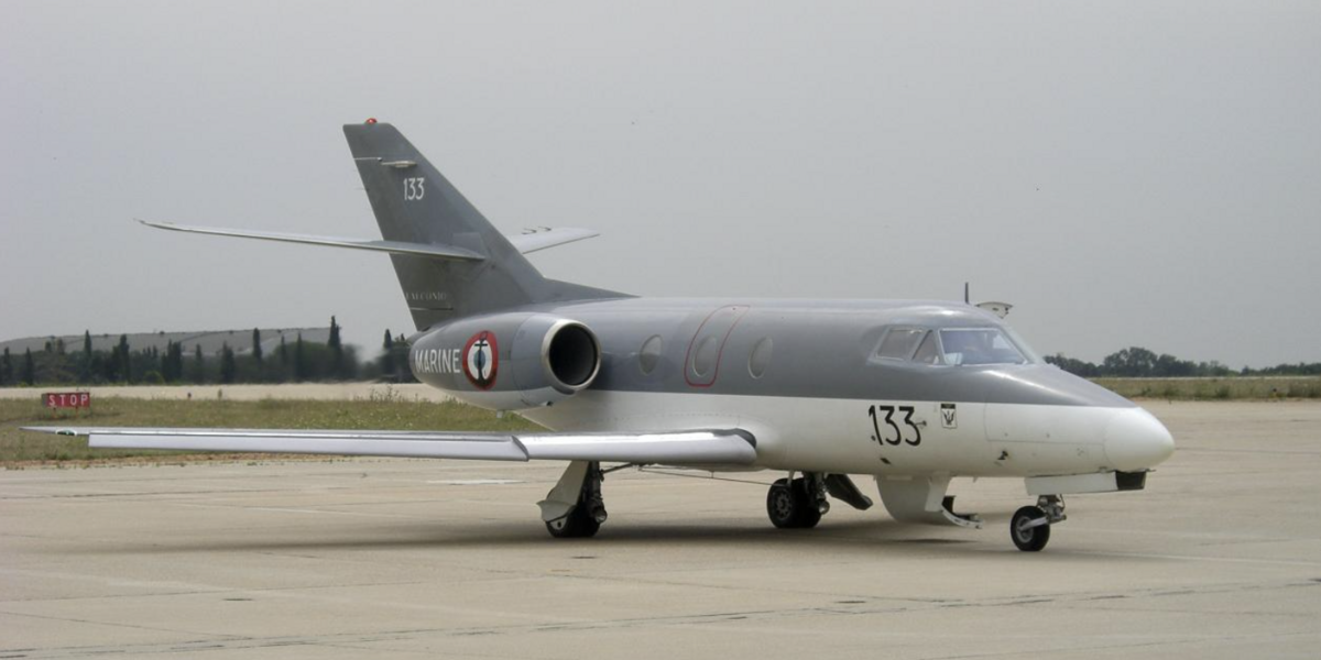 Un Dassault Falcon 10, simile a quello che si è schiantato (Wikimedia Commons)