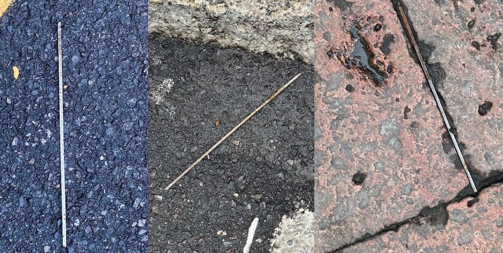 Tre barrette trovate sulle strade di Milano (IlPost)