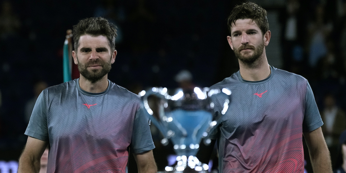 Bolelli e Vavassori durante la premiazione, piuttosto abbattuti (AP Photo/Alessandra Tarantino)